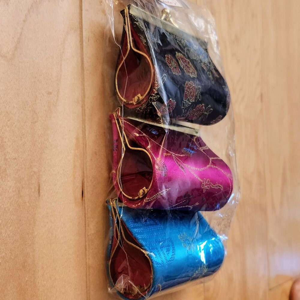 x3 Small Silk Coin Jewelry Holders Wallets Cases Bundle Lot Great for small gift - Picture 4 of 8